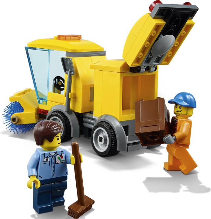 Actual product image LEGO City petrol station (60132, LEGO City)