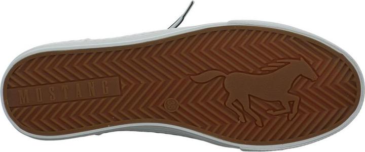 Actual product image Mustang Sneaker (40)