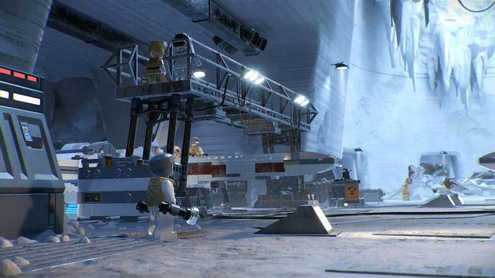 Actual product image WB Xbox One LEGO Star Wars: The Skywalker Saga (Xbox One S)