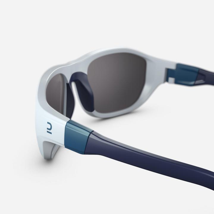 Actual product image Quechua Hiking sunglasses MH T500 children 6-10 years category 4 dark blue/orange