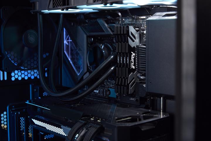 Produktbild Kingston Fury Renegade (2 x 48GB, 0.00 MHz, DDR5-RAM, DIMM)