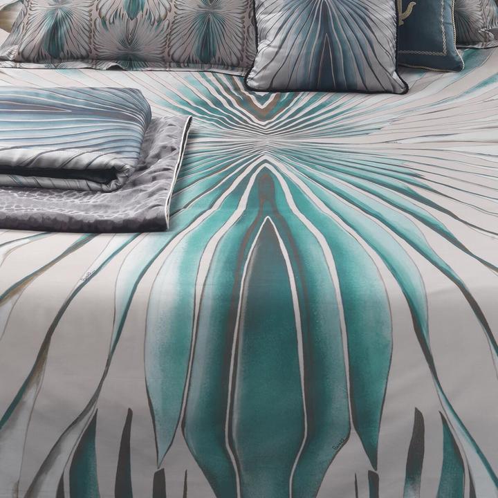 Actual product image Roberto Cavalli Mako satin bed linen Tigresse blue (Bedding set, 135x200 cm + 80x80 cm)