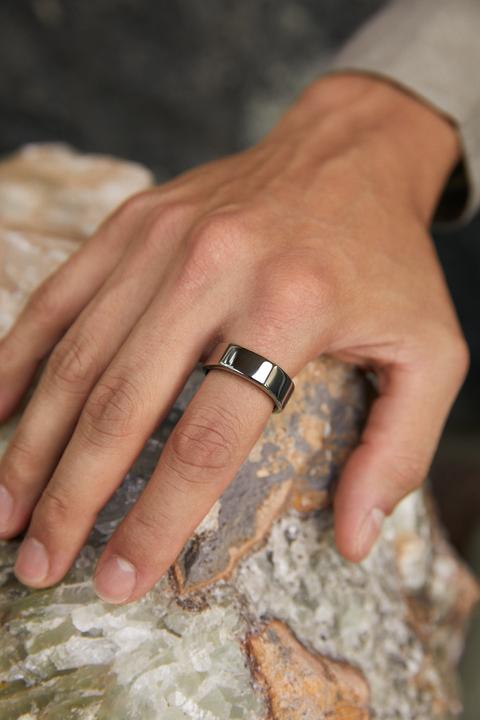 Actual product image Oura Ring Gen3 Heritage (12, Silver)