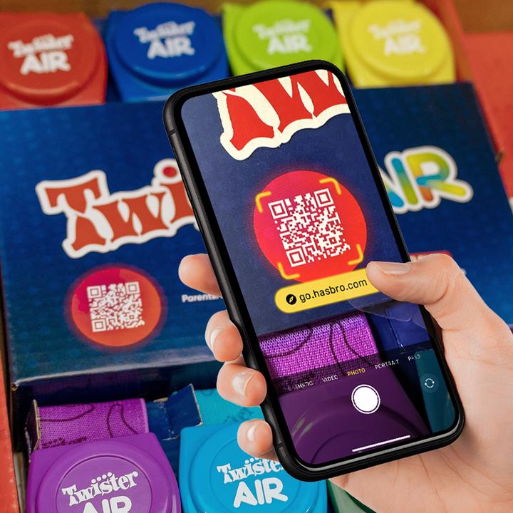 Actual product image Hasbro Twister Air