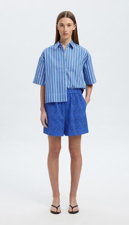 Produktbild Selected Femme Broderie Anglaise Højtaljede shorts (40)
