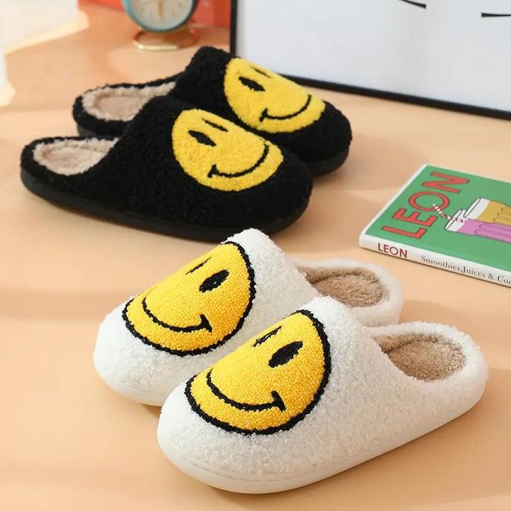 Actual product image PhoneLook Cosy warm winter slippers smiley size 37-38 /yellow (37)