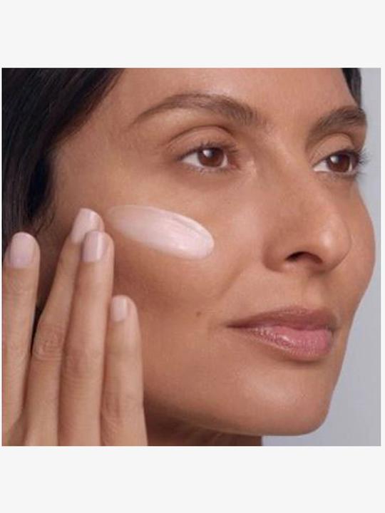 Image du produit Shiseido Recharge de crème avancée liftante et raffermissante (Crème pour le corps, 151.25 ml)