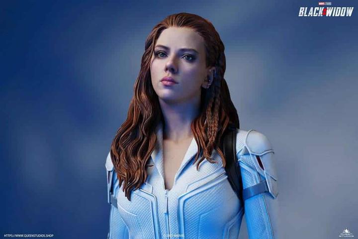 Image du produit Queen Studios Black Widow "Black Widow - Snow Suit Edition" Statue 1/4