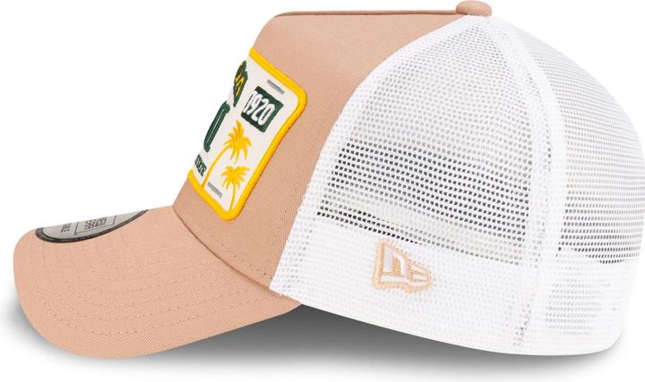 Image du produit New Era Adjustable A-Frame Trucker Cap - FLORIDA MIAMI beige