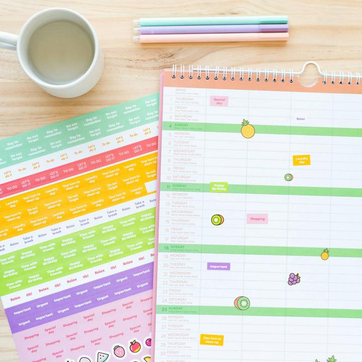 Produktbild Pusheen – Wandkalender/Planer 2024/2025 (30 x 34 cm, Italienisch, Französisch, Englisch, Spanisch)