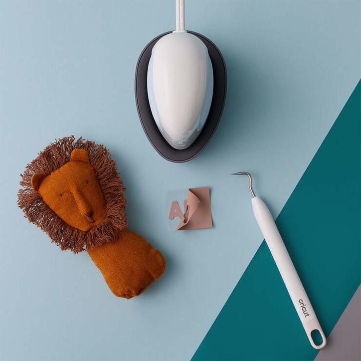 Actual product image Cricut EasyPress Mini heat press (blue)