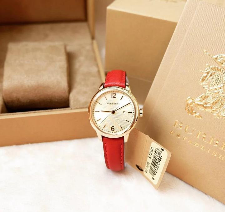 Produktbild Burberry The Classic (Swiss Made, 32 mm)