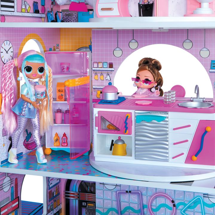 Actual product image MGA L.O.L. Surprise OMG House of Surprises