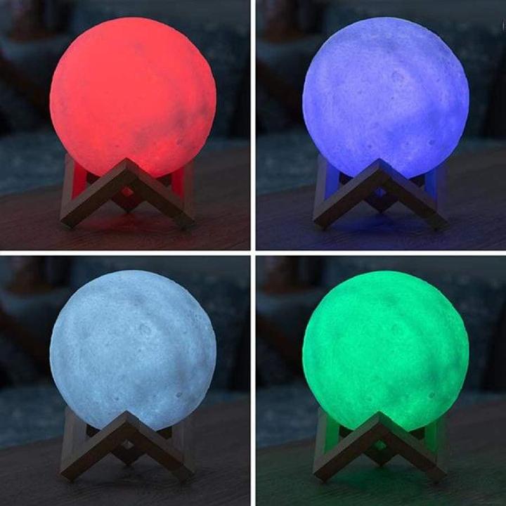 Actual product image InnovaGoods Mondlampe