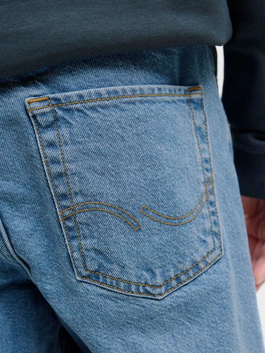 Actual product image Jack & Jones JJICHRIS JJORIGINAL SQ 267 JNR Relaxed Fit Jeans Junior Relaxed Fit Jeans (164)