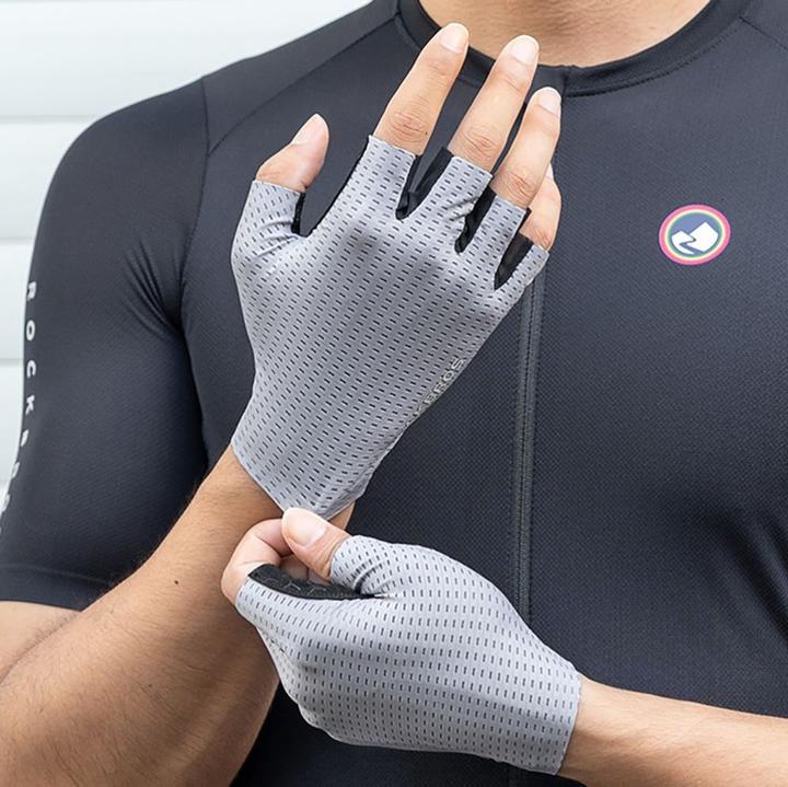 Actual product image Rockbros Breathable Short Finger Cycling Gloves, Size: S - Gray (S)