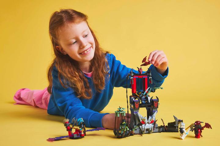 Actual product image LEGO Draconian storm village (71841, LEGO Ninjago)