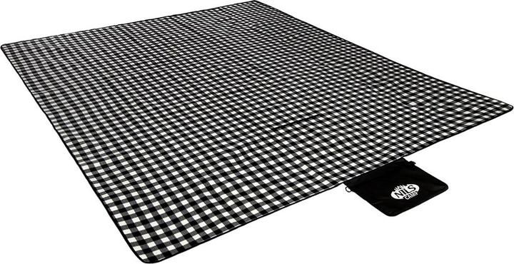 Actual product image Nils White and Black
