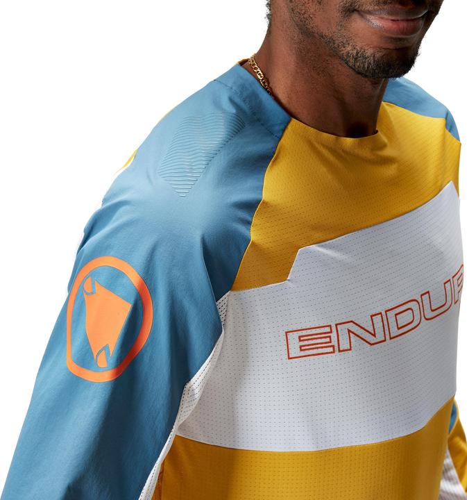 Actual product image Endura MT500 Burner Lite Jersey (long sleeve) (L)