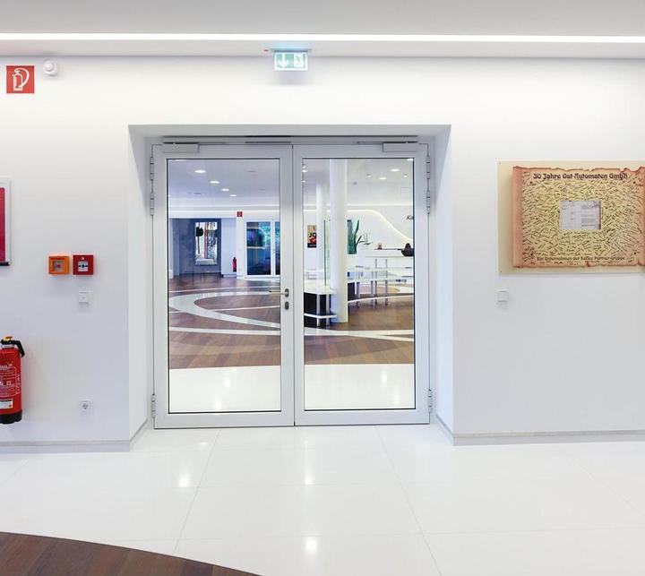 Produktbild Dormakaba Türschliesser TS 93 G Contur Design (Glastür, Indoor)