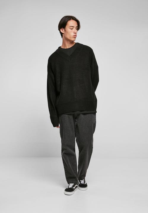 Actual product image Urban Classics V-Neck Sweater - 19953 (M)