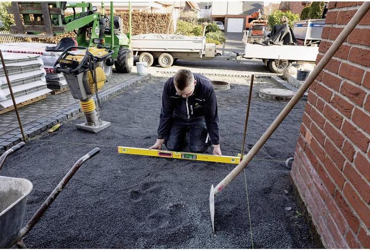 Actual product image Stabila Electronic spirit level TECH 196 DL 40 cm calibration-free IP67 19830 (40 cm)