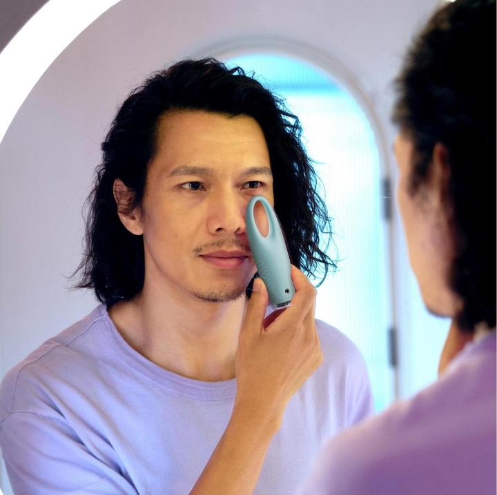 Produktbild Foreo Antiaging-Gerät IRIS 2 Mint