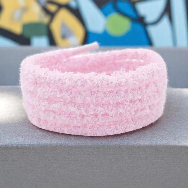 Actual product image LaceGodZ 1 Paar Teddy Touch Collection Plüsch Schnürsenkel (120 cm)