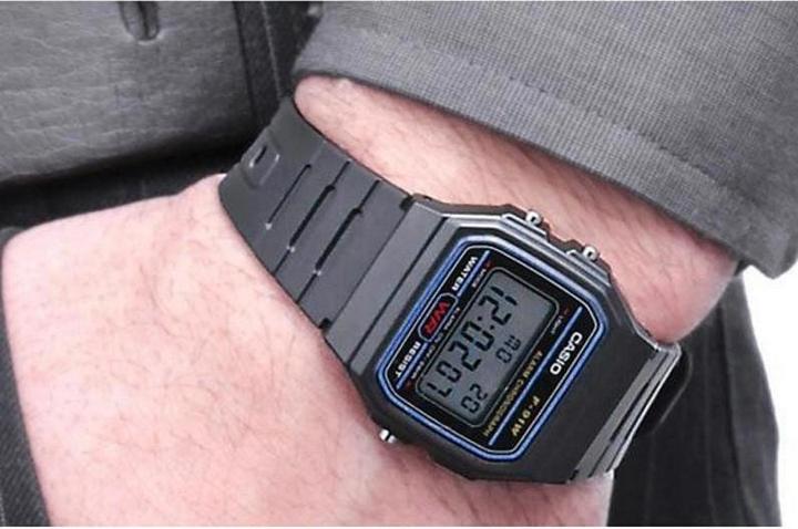 Produktbild Casio F-91W-1YEG (Digitaluhr, 33.20 mm)