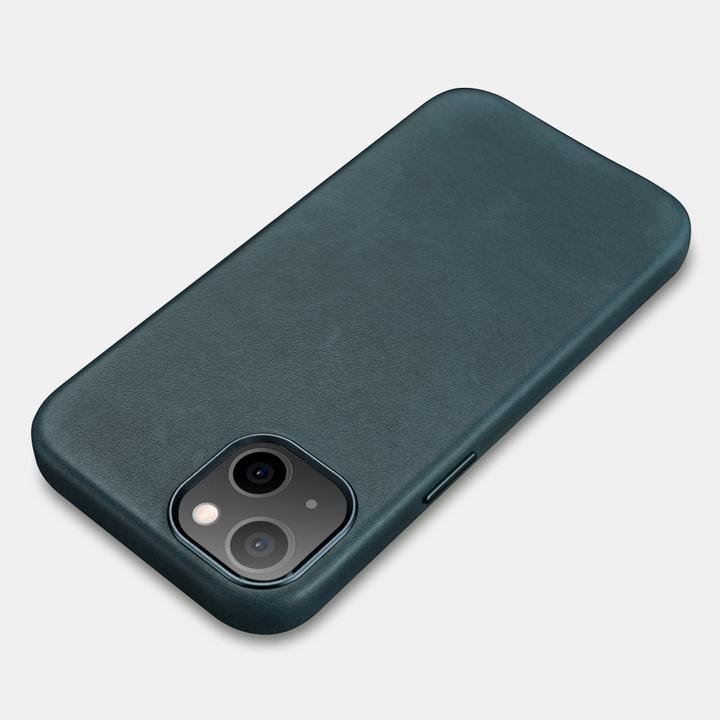 Image du produit iCarer Etui en cuir huilé recouvert de cuir véritable pour iPhone 13 noir (Compatible avec MagSafe) (Apple iPhone 13)