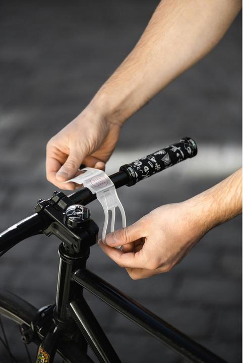 Actual product image Finn Universal