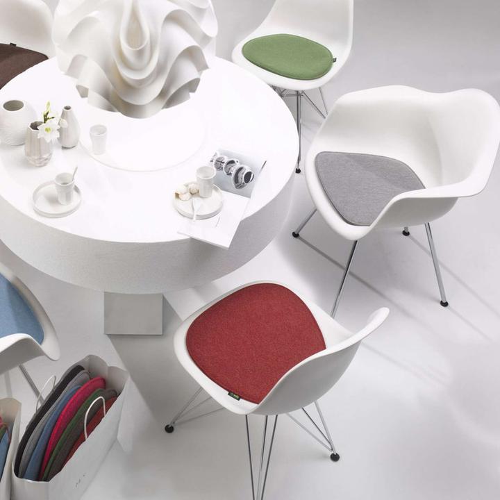 Actual product image Violan Eames (39 x 40 cm)