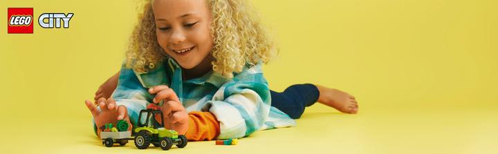 Actual product image LEGO Small tractor (60390, LEGO City)