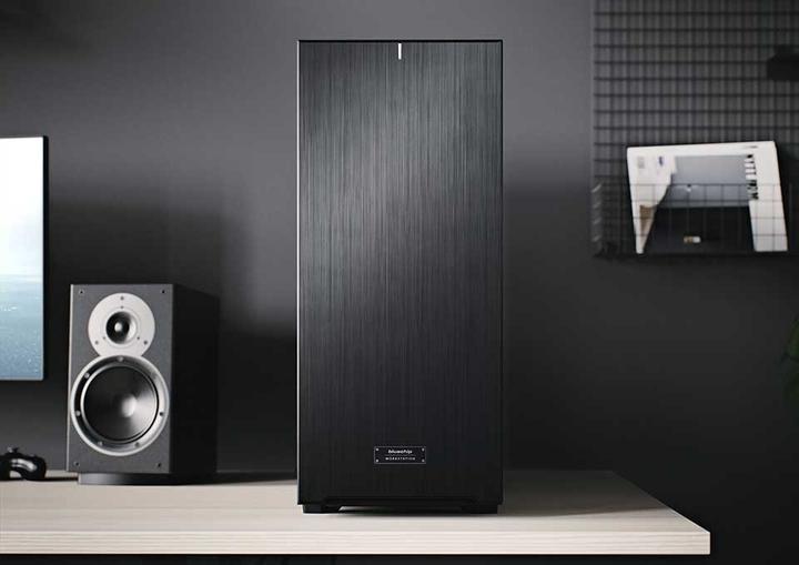 Produktbild Bluechip BUSINESSline Workstation WS3401 (AMD Ryzen Threadripper 7960X, 64 GB, 1000 GB, RTX A4000)