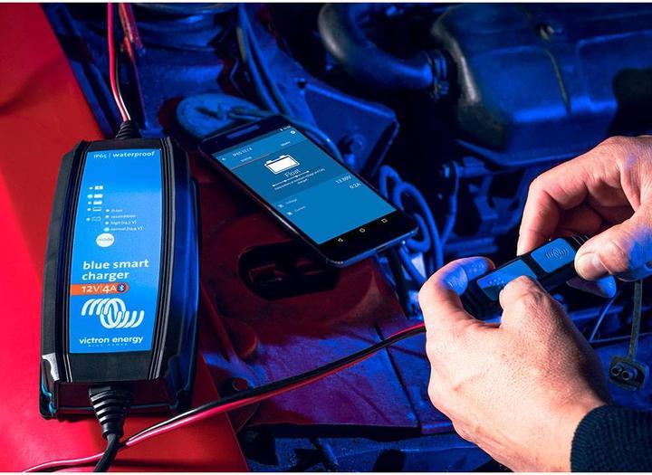 Actual product image Victron Energy Blue Smart IP65 (12V, 5 A)