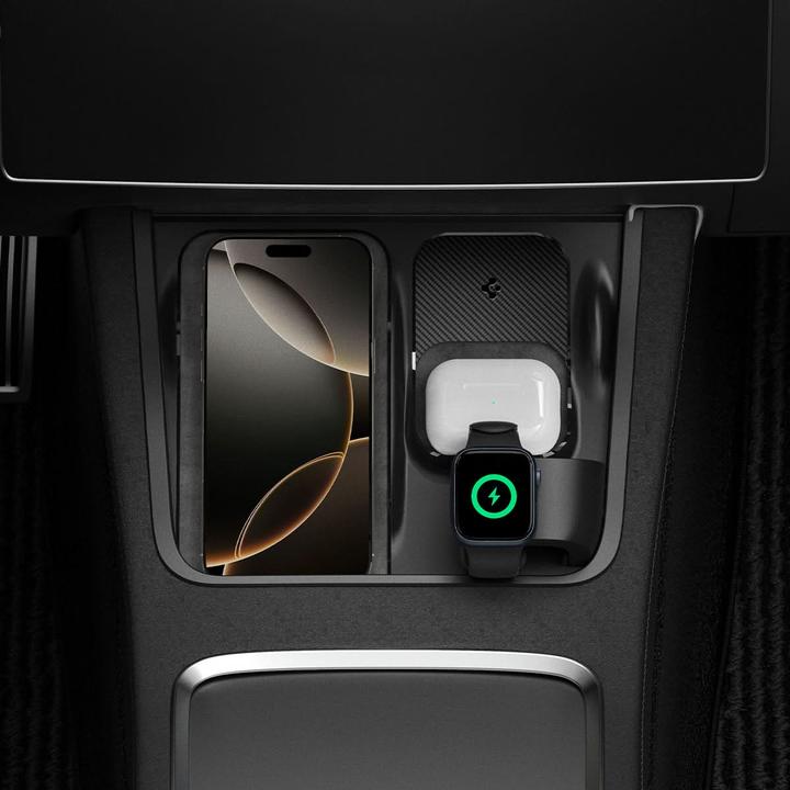 Actual product image Spigen Tesla 3 in 1 Wireless Charging Hub Mount black - Tesla Model Y/3