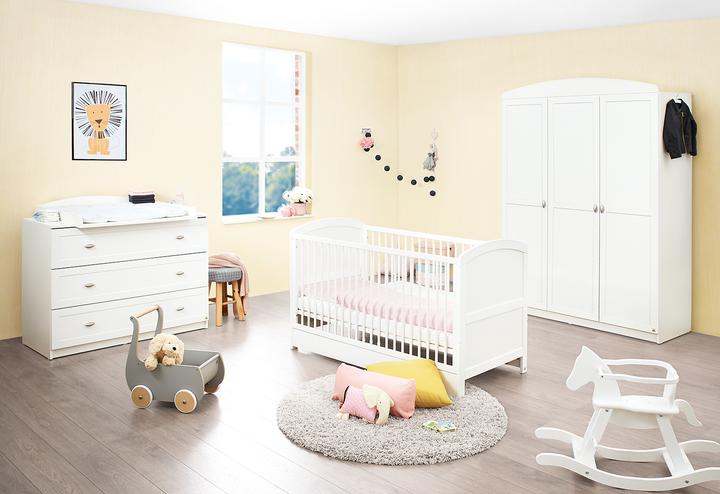 Pinolino Laura (Babybett, Wickelkommode, Kinderkleiderschrank)