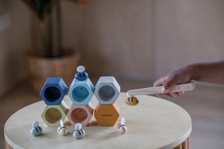 Produktbild Plantoys Bienenwaben (Deutsch, Französisch, Italienisch, Englisch)