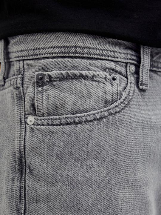 Actual product image Jack & Jones Chris Original CJ 020 Loose Fit Jeans (36)