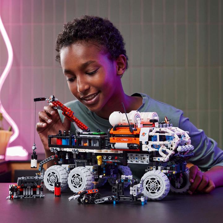 Actual product image LEGO Mars Exploration Rover (42180, LEGO Technic)