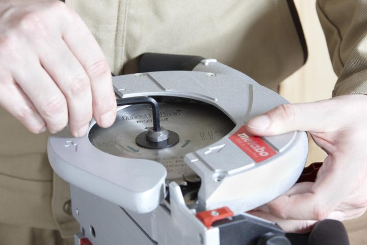 Image du produit Metabo Scie circulaire de plongée et à main KSE 55 Vario Plus