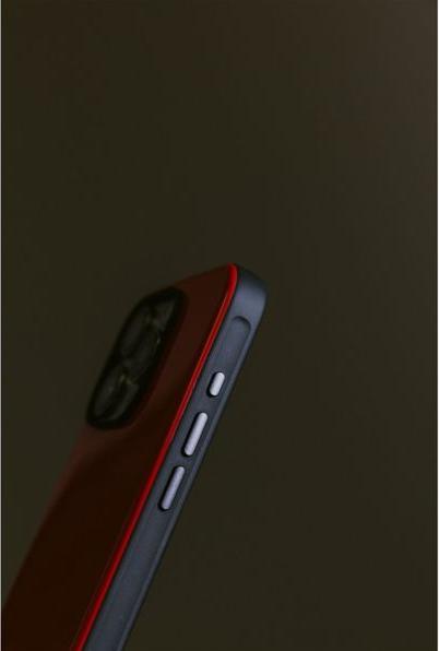 Produktbild Nomad Sport Case iPhone 15 Pro Night Watch Red