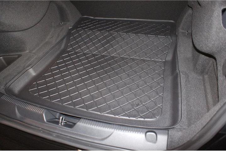 Actual product image ProPlus Boot pan for Jaguar XE from 2015 to 2019 (with puncture kit)