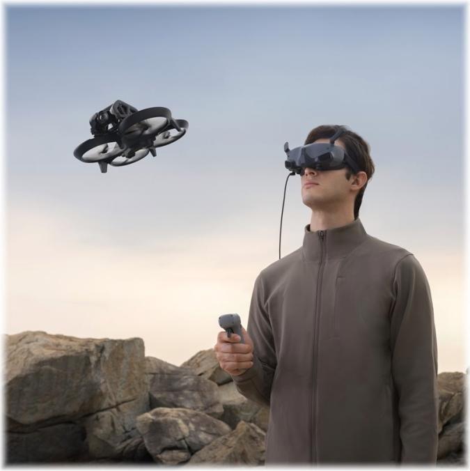 Produktbild DJI Avata Pro-View Combo (18 min, 410 g, 48 Mpx)