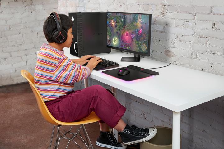 Produktbild HP OMEN 30L GT13-1634nd AMD Ryzen 9 5900X RTX3080 Desktop Gaming PC (AMD Ryzen 9 5900X, 32 GB, 2000 GB, GeForce RTX 3080)