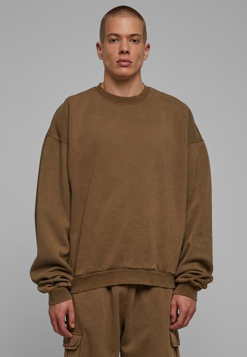 Actual product image Urban Classics Acid Washed Crew (S)