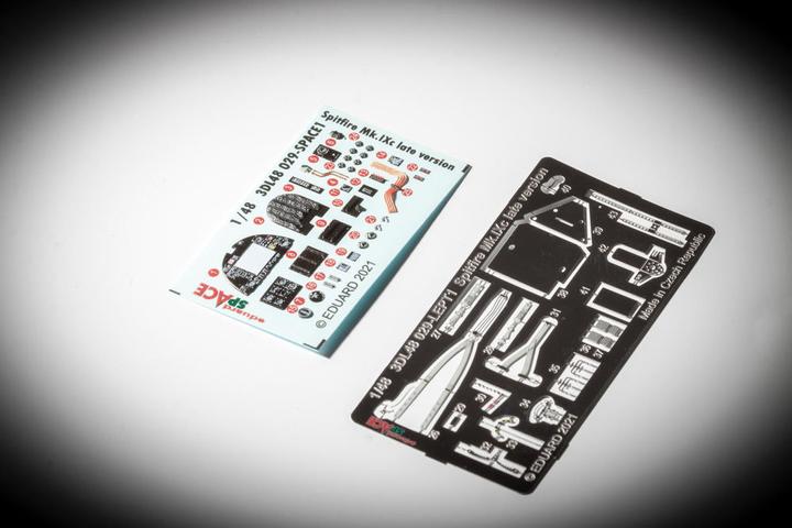 Immagine prodotto Eduard Spitfire Mk.IXc versione avanzata SPACE 1/48 per Accessori per diorami