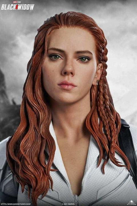 Image du produit Queen Studios Black Widow "Black Widow - Snow Suit Edition" Statue 1/4