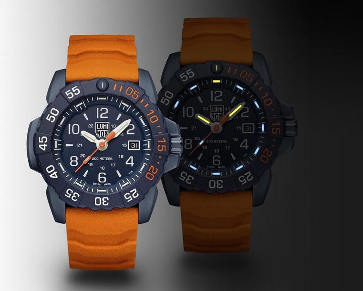 Actual product image Luminox Navy Seal XS.3253.CBNSF.SET (Rotating bezel left, 44 mm)