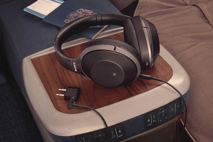 Produktbild Sony Wh-1000xm2 (ANC, 30 h, Kabelgebunden)